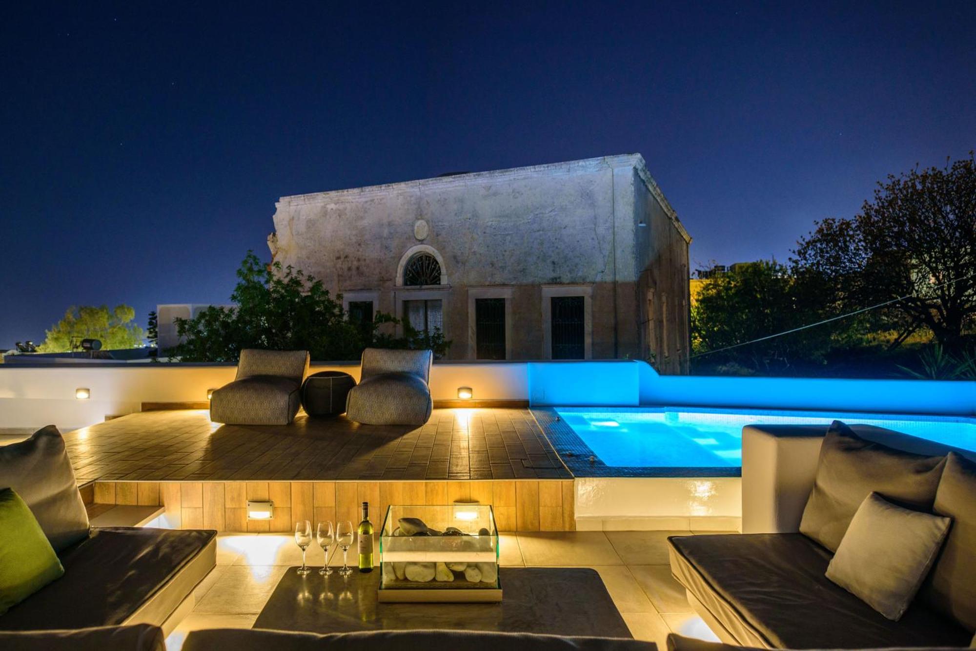 Secret Spot Luxury Villa ฟิรา ภายนอก รูปภาพ